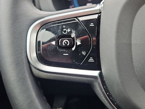 Used 2023 Volvo XC60 B5 Plus w/ Climate Package AWD/4WD image 27