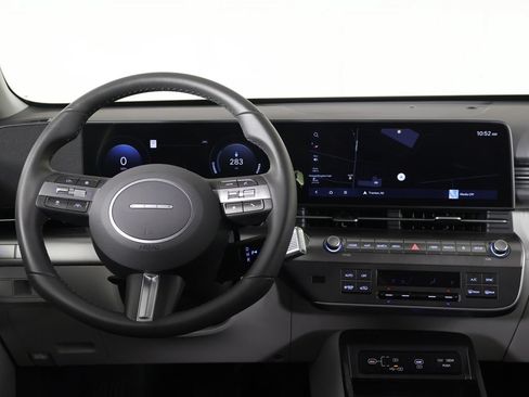 Used 2025 Hyundai Kona SEL FWD image 30