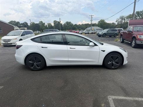 Used 2021 Tesla Model 3 Standard Range Plus RWD image 4