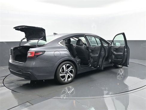 Used 2022 Subaru Legacy Limited image 30