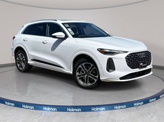 Certified 2025 Audi Q5 Premium w/ Convenience Package AWD/4WD video 2