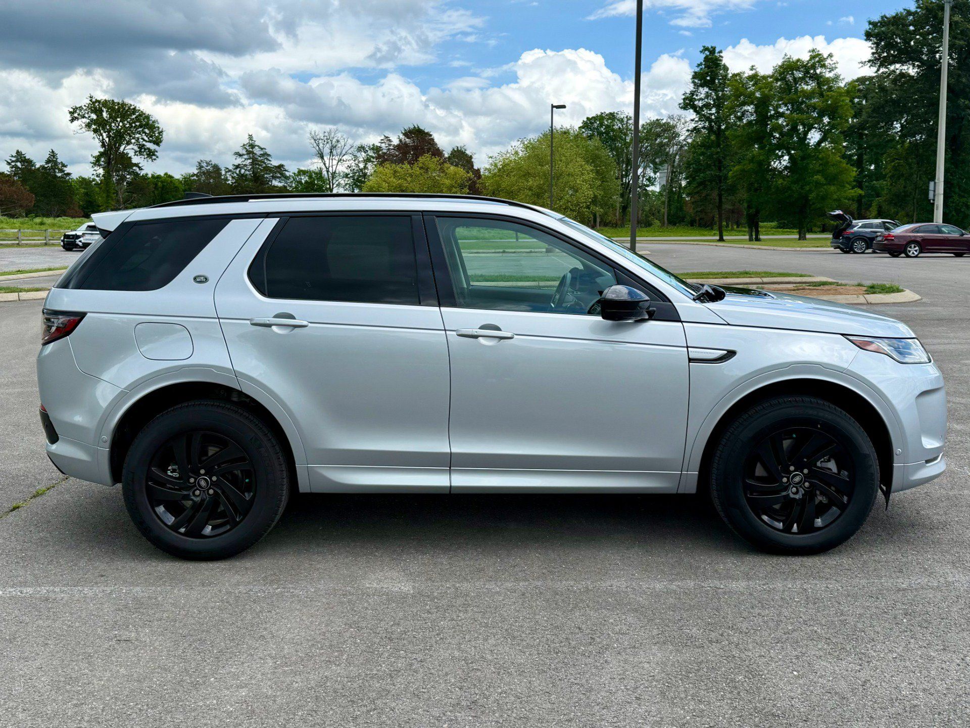Used 2025 Land Rover Discovery Sport S AWD/4WD image 6