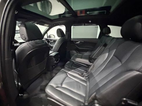 Used 2018 Audi Q7 3.0T Prestige AWD/4WD image 26