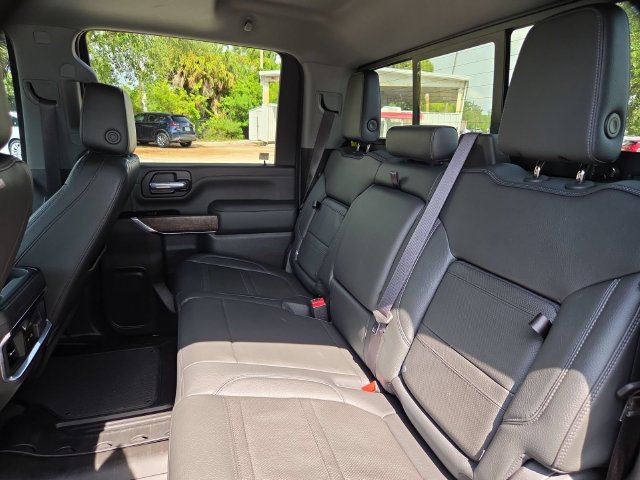 Certified 2022 GMC Sierra 2500 Denali w/ Denali Black Diamond Edition AWD/4WD image 26