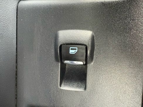 Used 2023 Ford Expedition Max XLT image 51