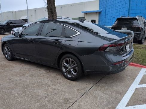 Used 2024 Honda Accord EX image 3