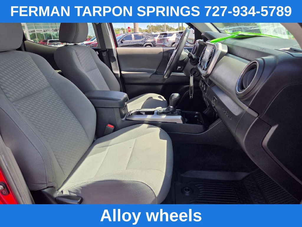 Used 2022 Toyota Tacoma SR5 w/ Technology Package RWD image 19