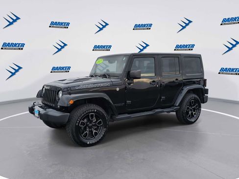 Used 2017 Jeep Wrangler Unlimited Sahara image 4