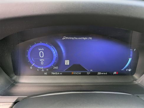 Used 2020 Ford Explorer Platinum w/ Premium Technology Package image 20