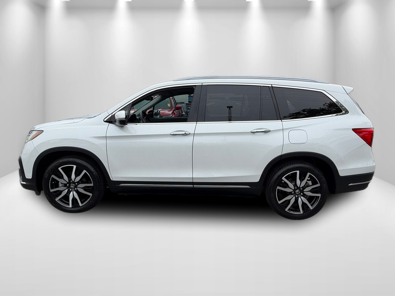 Used 2021 Honda Pilot Touring image 13