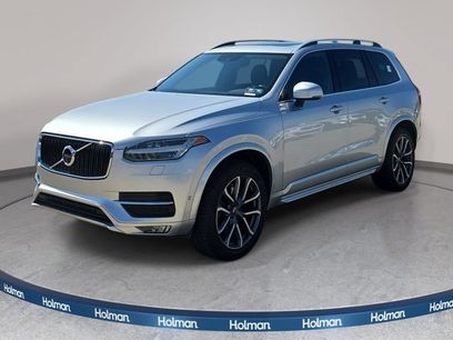 Used 2017 Volvo XC90 T6 Momentum w/ Vision Package
