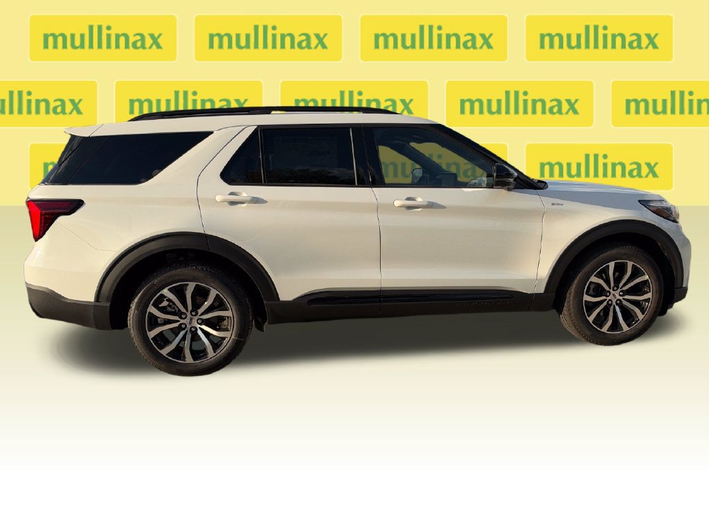 New 2027 Ford Explorer ST-Line RWD image 16