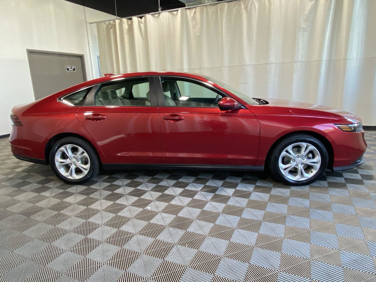 Used 2024 Honda Accord LX image 8
