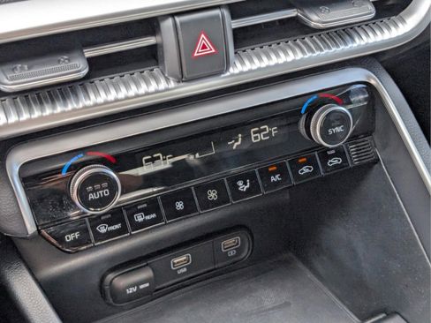 Used 2023 Kia K5 GT-Line w/ GT-Line Premium Package image 17