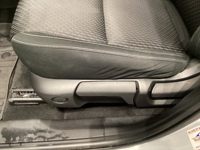 Used 2022 Mitsubishi Outlander ES FWD image 29