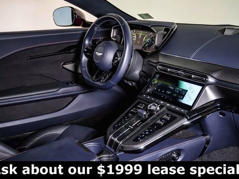 Used 2025 Aston Martin V8 Vantage Coupe image 15