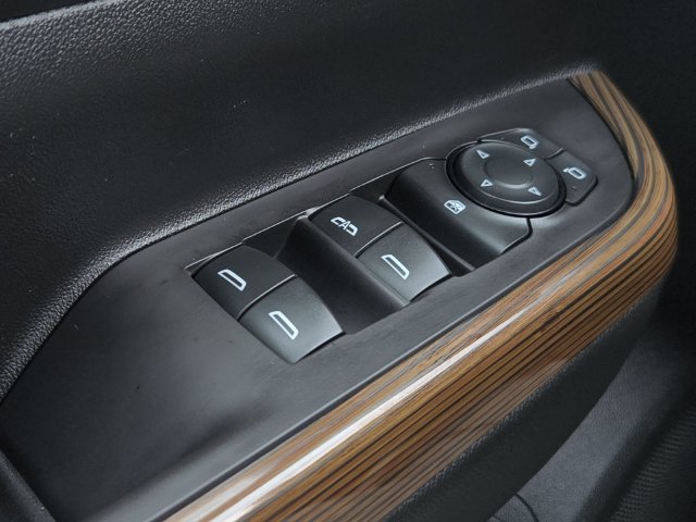 Used 2020 GMC Acadia SLE w/ Driver Convenience Package FWD image 27