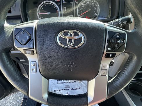 Certified 2022 Toyota 4Runner Limited AWD/4WD image 19