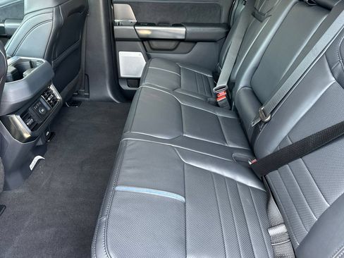 New 2026 Ford F350 Platinum w/ FX4 Off-Road Package AWD/4WD image 11