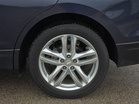 Used 2019 Chevrolet Equinox Premier image 31