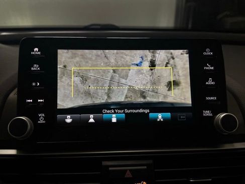 Used 2021 Honda Accord EX-L image 34