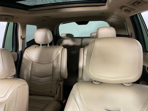 Used 2020 Cadillac XT6 Premium Luxury w/ Platinum Package AWD/4WD image 31