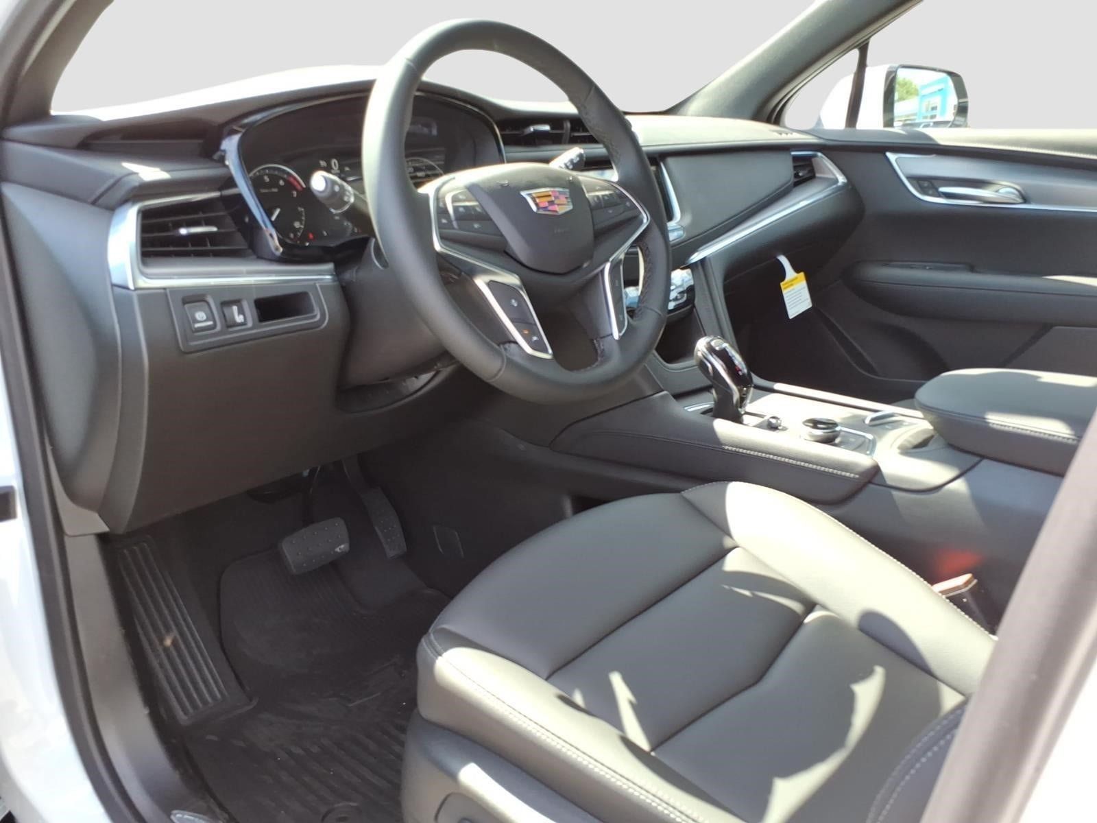 New 2026 Cadillac XT5 Luxury AWD/4WD image 12