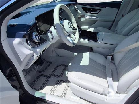 Certified 2023 Mercedes-Benz EQE 500 4MATIC Sedan image 17