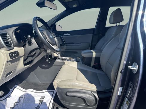 Used 2021 Kia Sportage S image 26