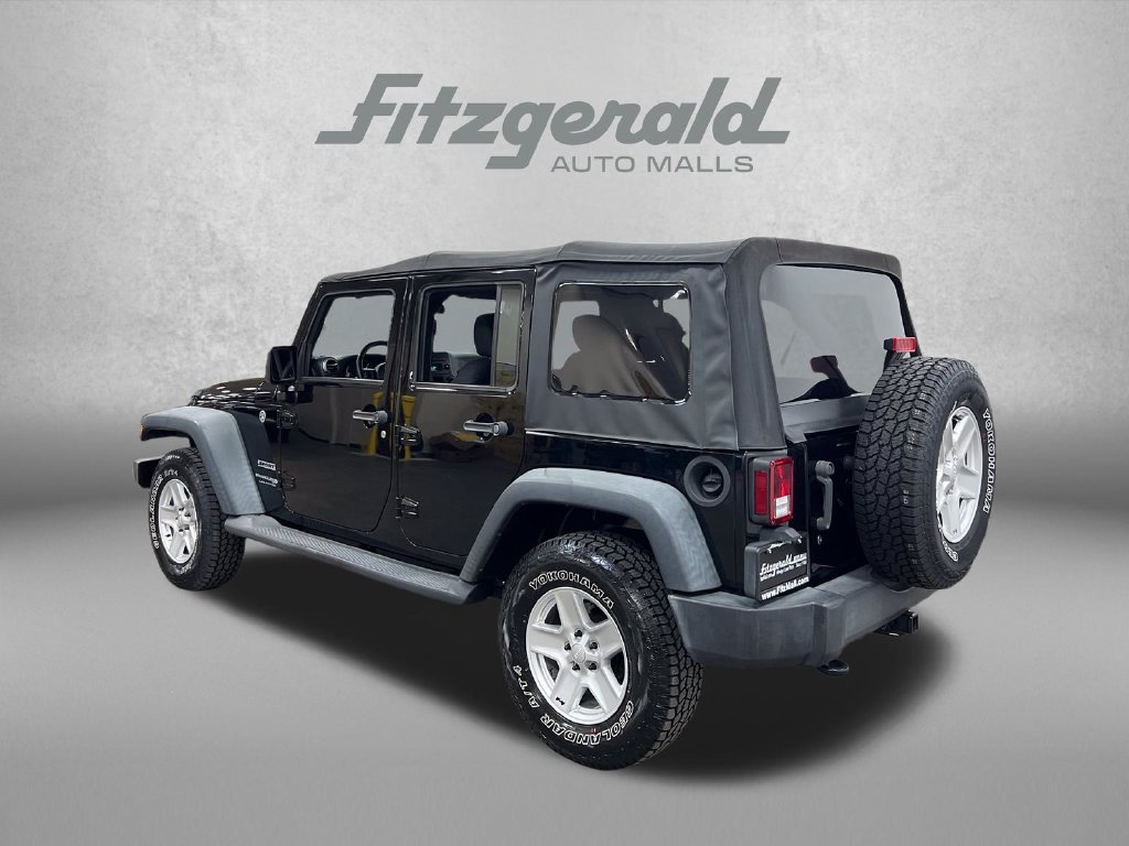 Used 2018 Jeep Wrangler Unlimited Sport w/ Connectivity Group AWD/4WD image 3