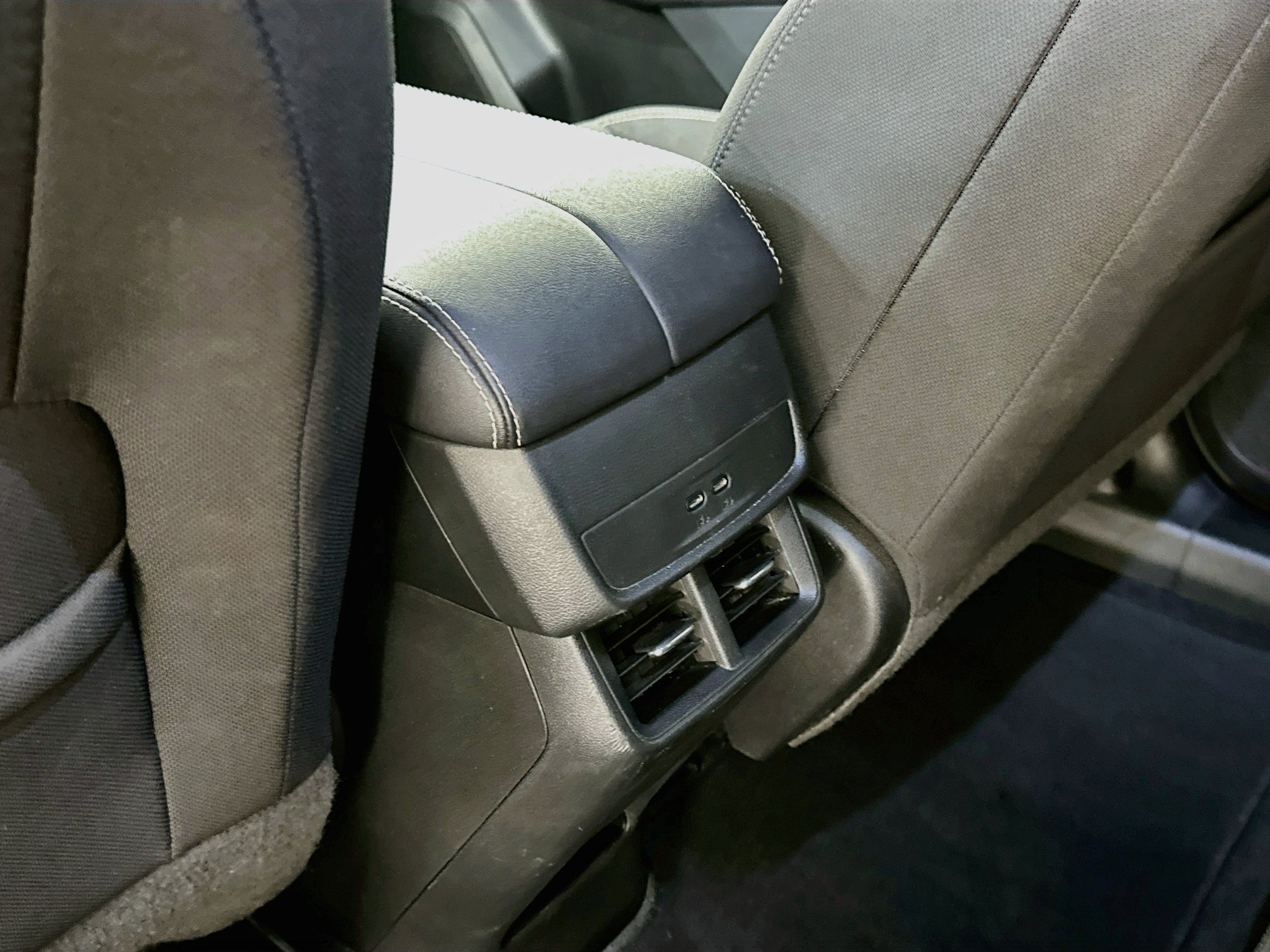 Used 2025 GMC Terrain Elevation AWD/4WD image 28