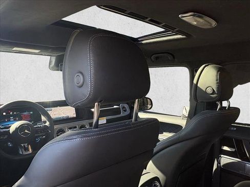 Used 2025 Mercedes-Benz G 63 AMG 4MATIC image 17