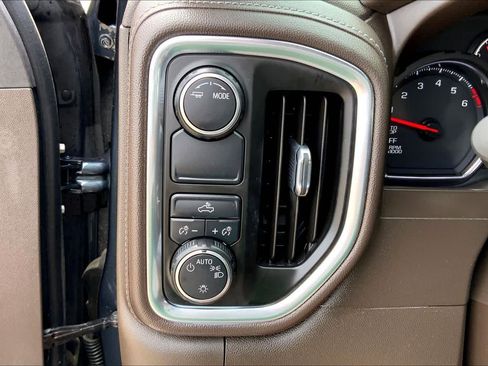 Used 2020 Chevrolet Silverado 1500 LT w/ Texas Edition RWD image 33