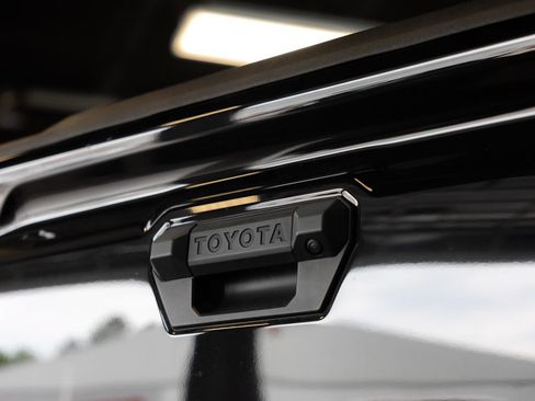 Used 2024 Toyota Tacoma TRD Off-Road AWD/4WD image 8