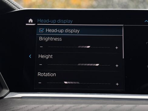 Used 2022 BMW X7 xDrive40i w/ M Sport Package image 25