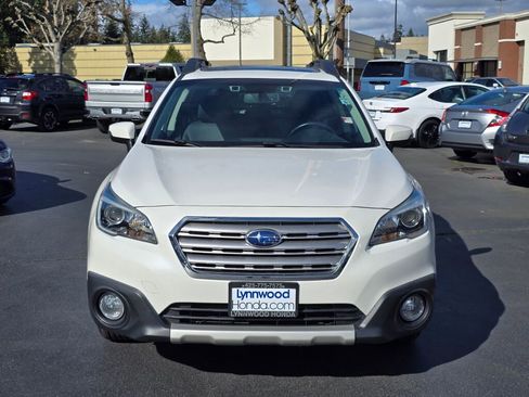Used 2016 Subaru Outback 2.5i Limited image 14