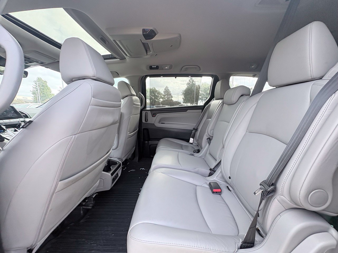 Used 2019 Honda Odyssey Elite image 7