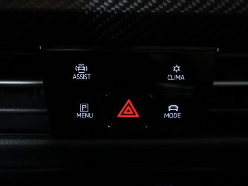 Used 2024 Volkswagen Golf R AWD/4WD image 53