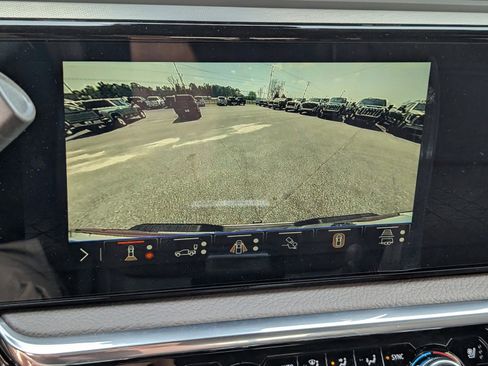 New 2026 GMC Sierra 2500 Denali w/ Denali Reserve Package AWD/4WD image 25