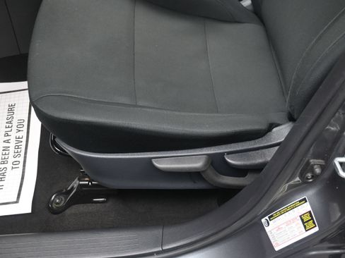 Used 2024 Nissan Kicks S FWD image 16
