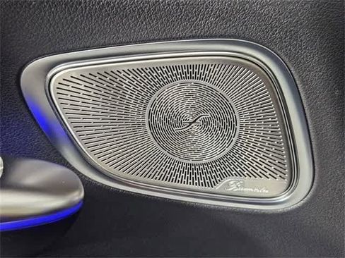 Certified 2025 Mercedes-Benz GLC 300 4MATIC image 33