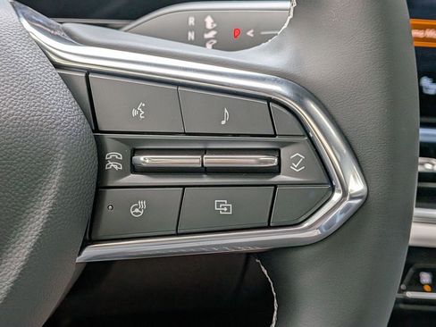 New 2026 Chevrolet Equinox EV LT image 11