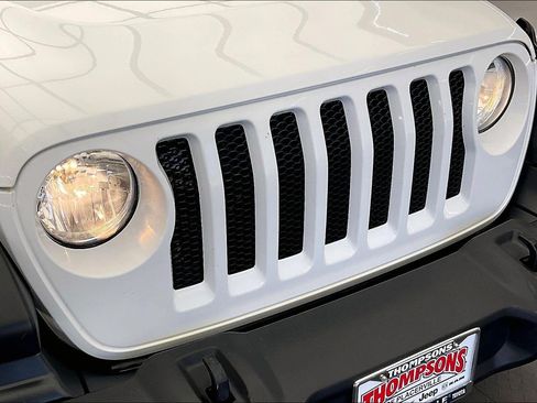 Used 2018 Jeep Wrangler Unlimited Sport S AWD/4WD image 30