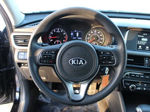 Used 2018 Kia Optima LX image 18