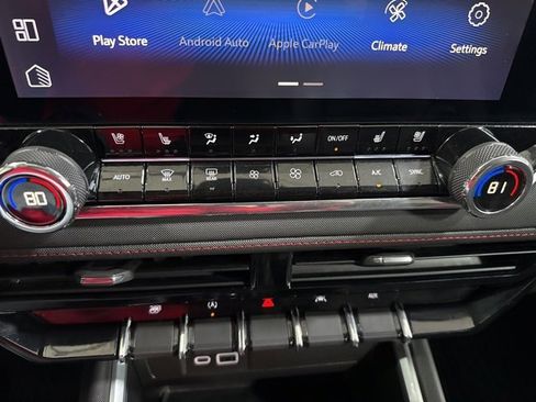 Used 2023 Chevrolet Colorado Z71 w/ Z71 Convenience Package 2 image 19