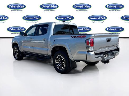 Used 2021 Toyota Tacoma TRD Sport w/ TRD Premium Sport Package AWD/4WD image 5