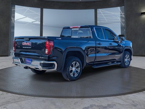 Used 2024 GMC Sierra 1500 SLE image 6