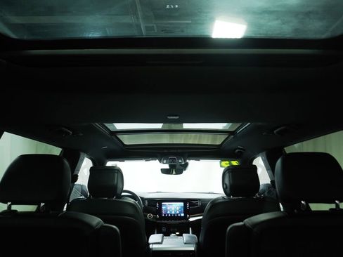 Used 2023 Jeep Wagoneer Series II image 26