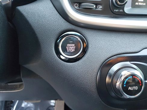 Certified 2017 Kia Sorento FWD image 22