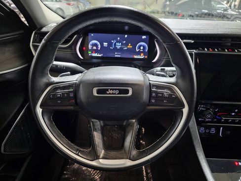 Used 2021 Jeep Grand Cherokee L Limited image 31